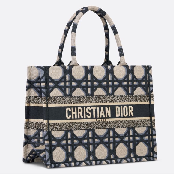 Christian Dior Book Tote Oblique Canvas Medium Blue Macrocannage Embroidered Bag - Picture 2 of 9